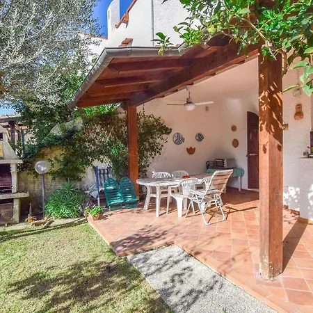 Prázdninový dům 3 Bedroom In Lt *